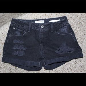 Black Guess shorts. Size 24